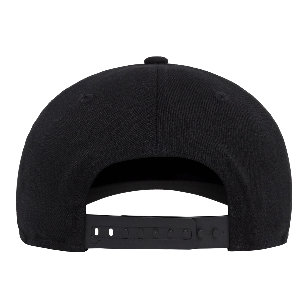 Flexfit 110® premium snapback cap