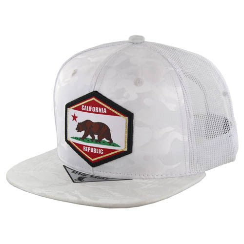 SM168 CALI BEAR TRUCKER (WHITE CAMO)